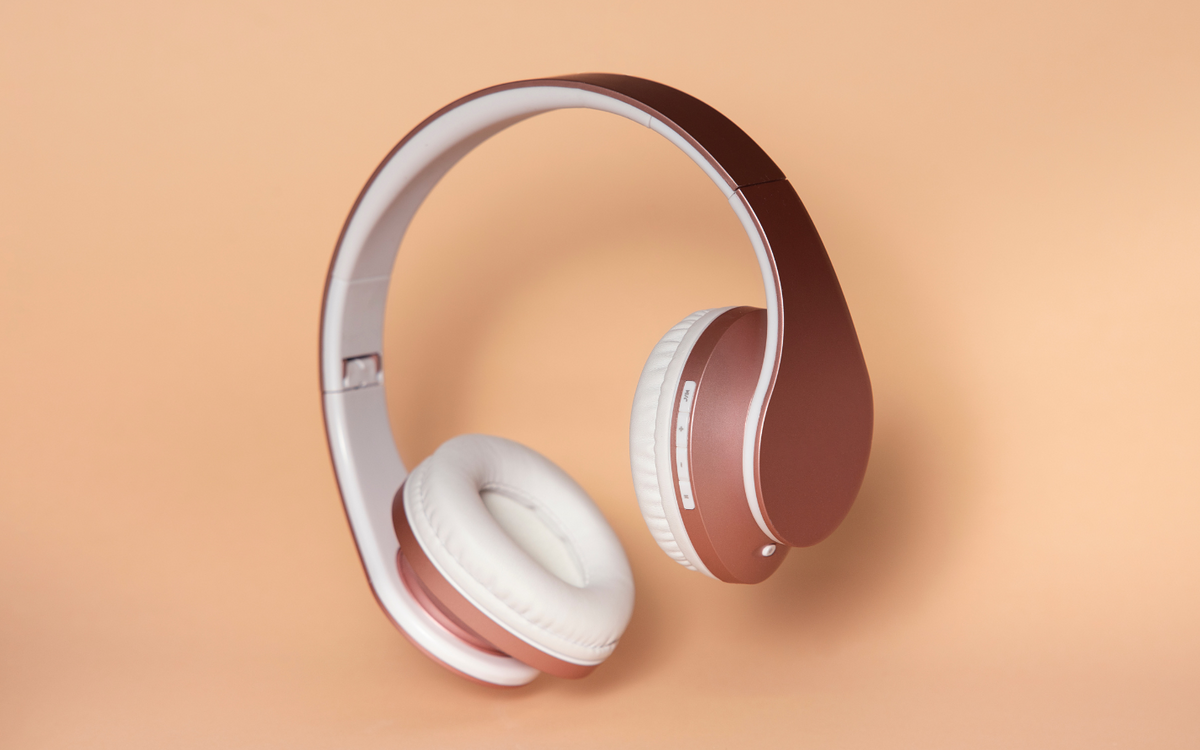 How the Right Headphones Can Boost Your Productivity at Work